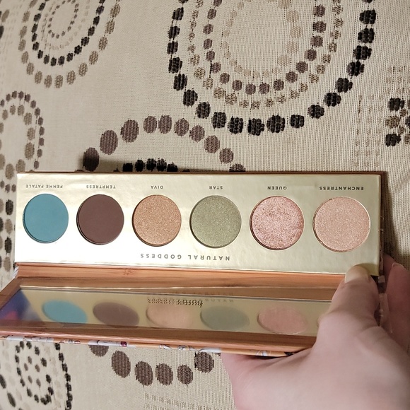 Butter London Natural Goddess Eyeshadow Palette - Picture 1 of 4